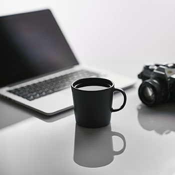 看B站二十四小时直播间，看b站二十四小时直播间女主播是谁